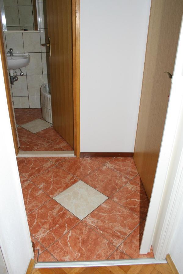 Apartments And Rooms By The Sea Zaostrog, Makarska - 2661 Exterior foto